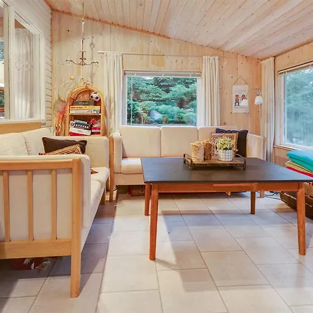 Tatil Evi Three-bedroom Holiday In *
